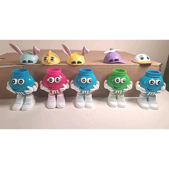 Lot of 6 Various Collectible M&M Figurines Candy Holders Easter Spring Dumptruck - Picture 6 of 6